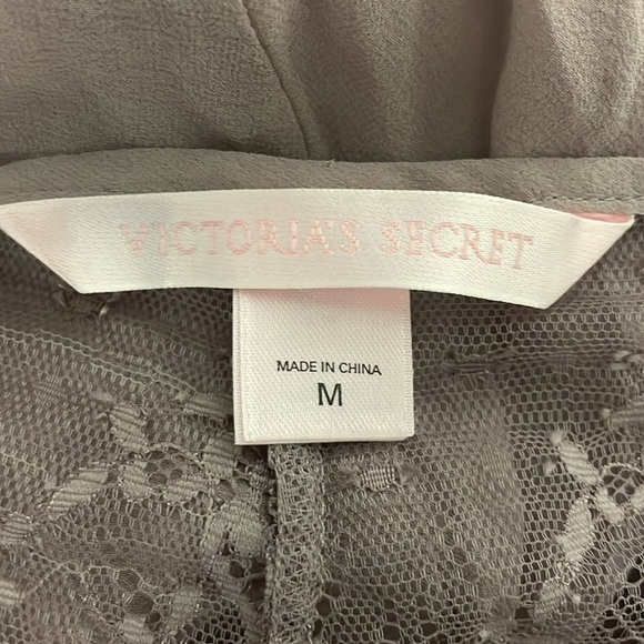 100% Silk Victoria's Secret Lavender Mauve Lace Lingerie Medium Sexy Mobwife - Picture 6 of 7